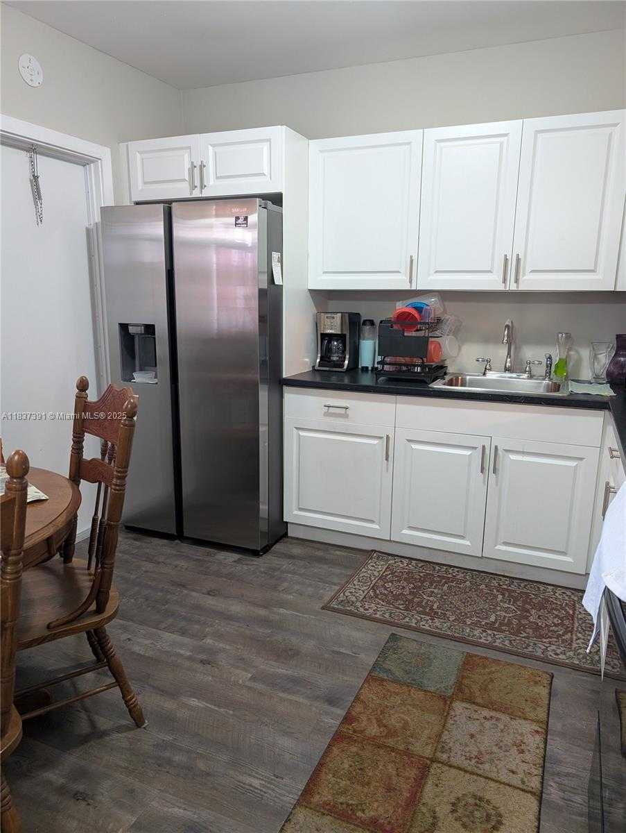 Small Image of 6751 CYPRESS RD #405, Plantation Number 9