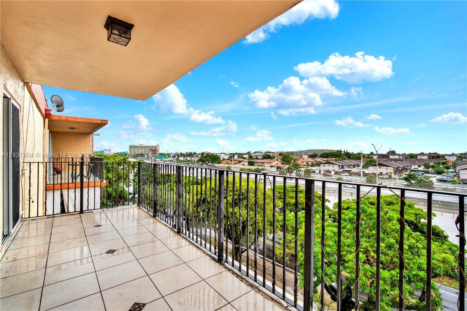 Small Image of 1990 WEST 56TH ST #1407, Hialeah Number 20
