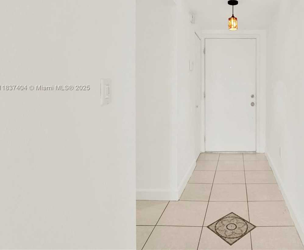 Small Image of 1990 WEST 56TH ST #1407, Hialeah Number 3
