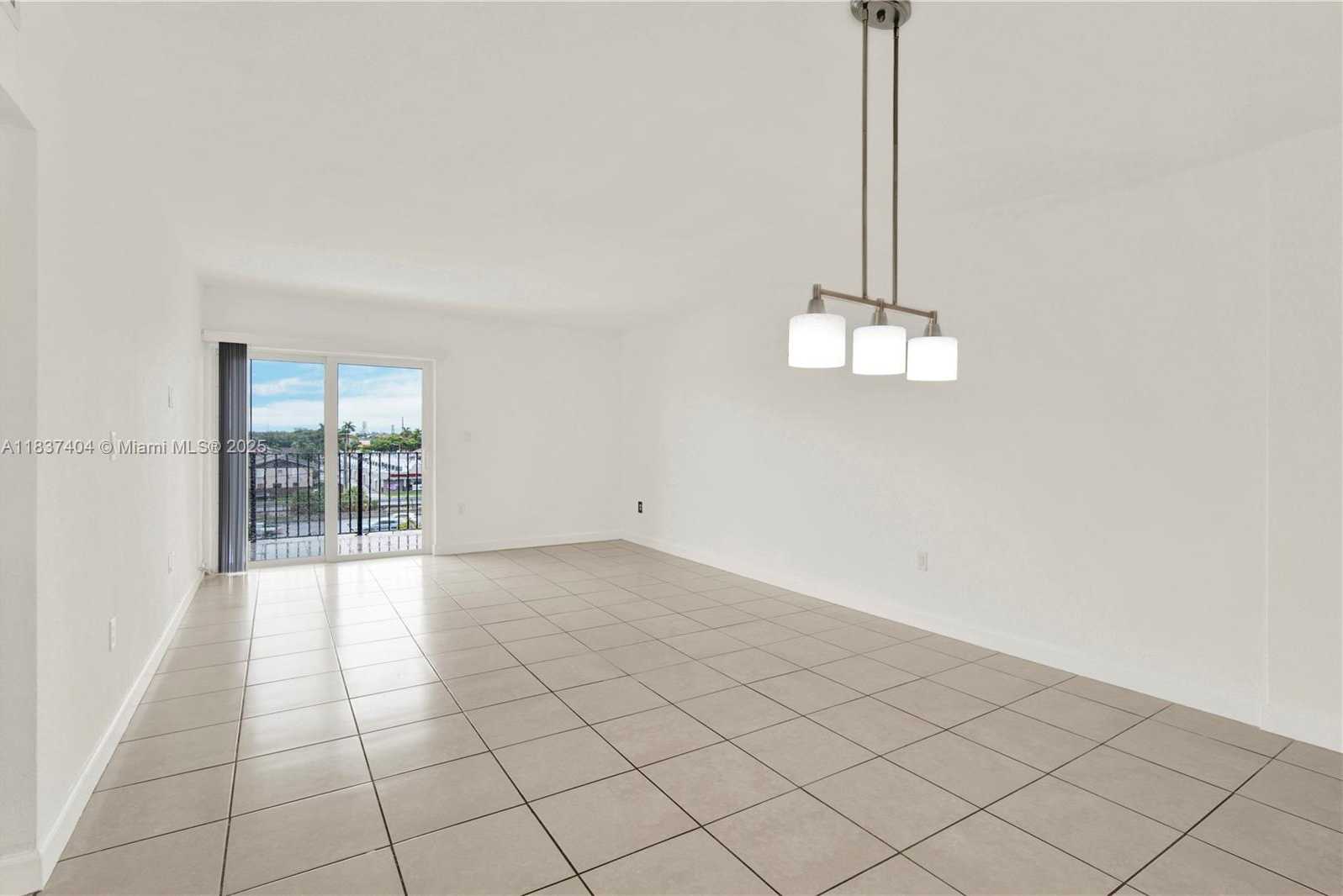 Small Image of 1990 WEST 56TH ST #1407, Hialeah Number 8