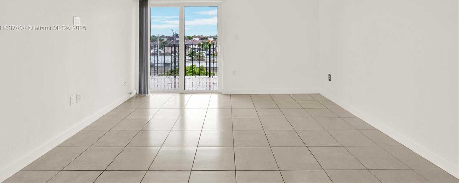 Small Image of 1990 WEST 56TH ST #1407, Hialeah Number 9