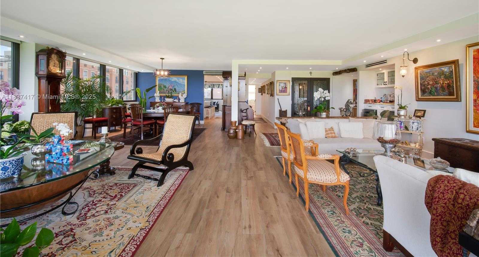 Small Image of 700 CORAL WAY #4, Coral Gables Number 6