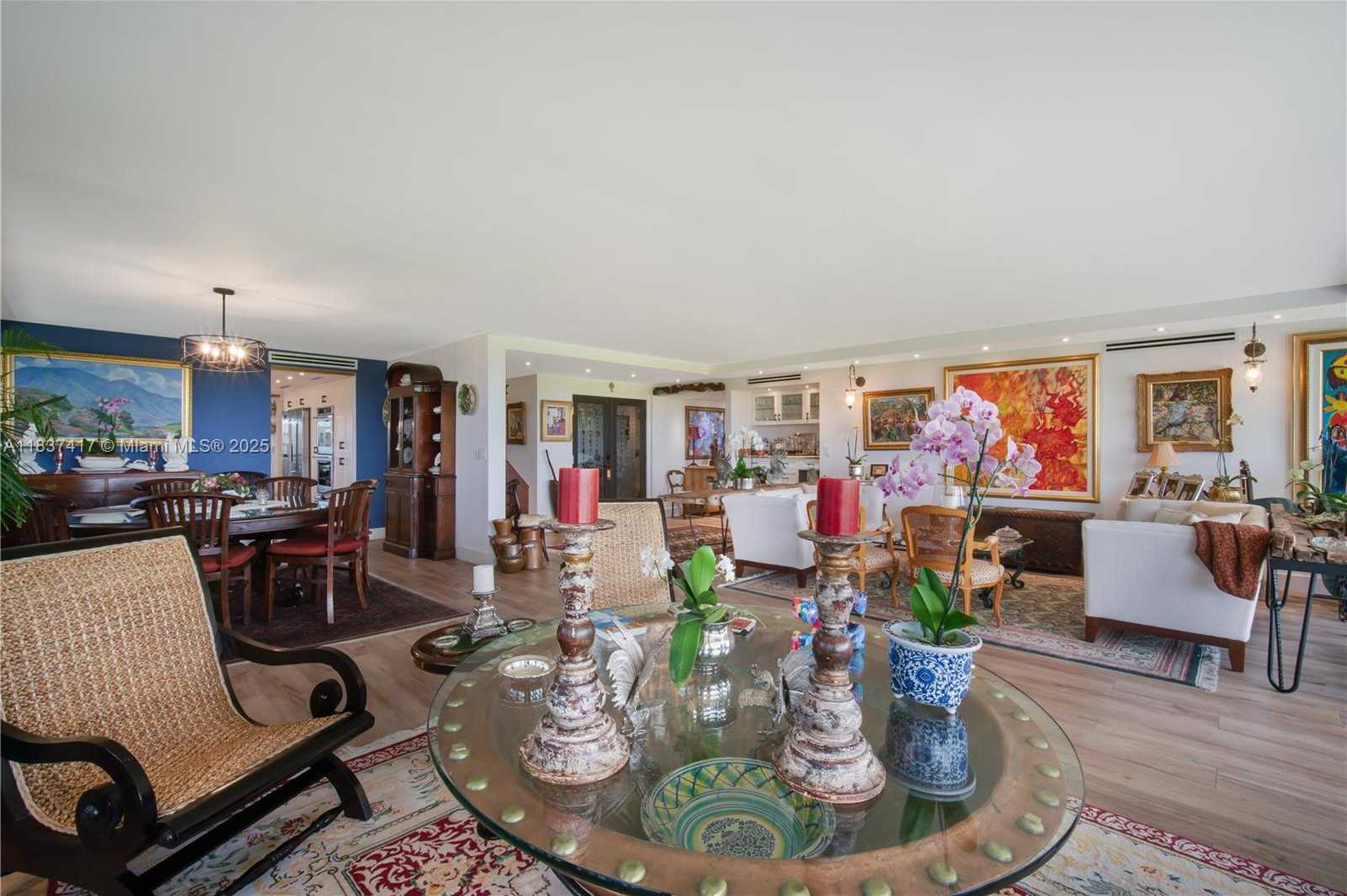 Small Image of 700 CORAL WAY #4, Coral Gables Number 8