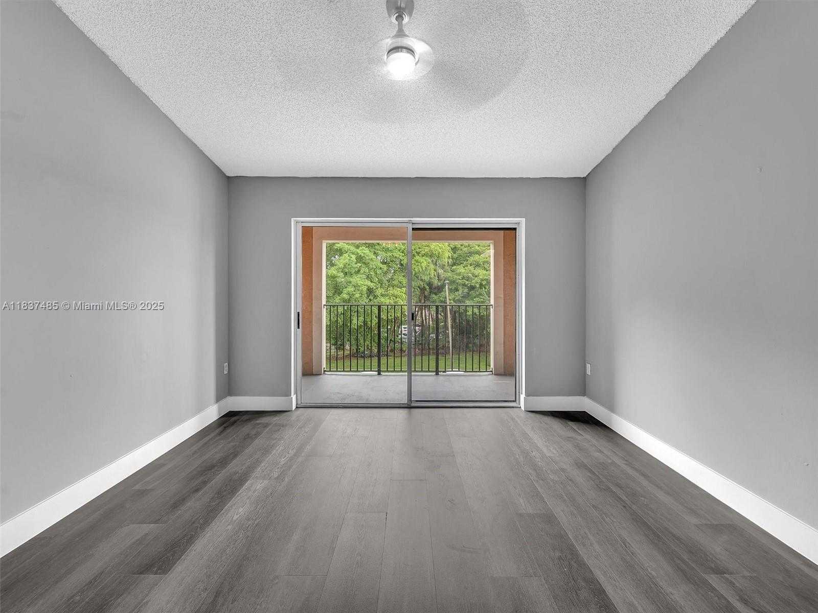 Small Image of 2071 RENAISSANCE BLVD #303, Miramar Number 15