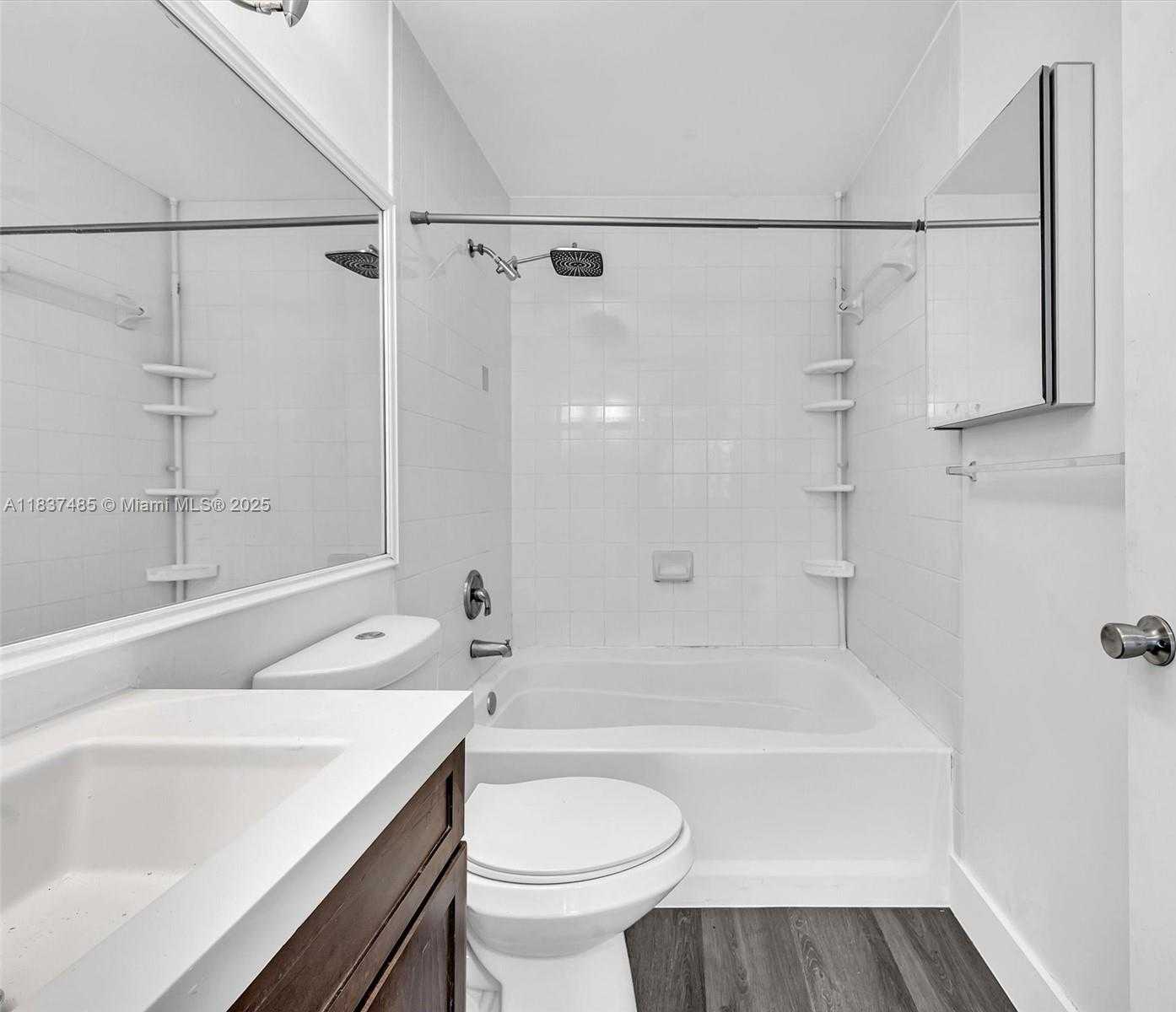 Small Image of 2071 RENAISSANCE BLVD #303, Miramar Number 21