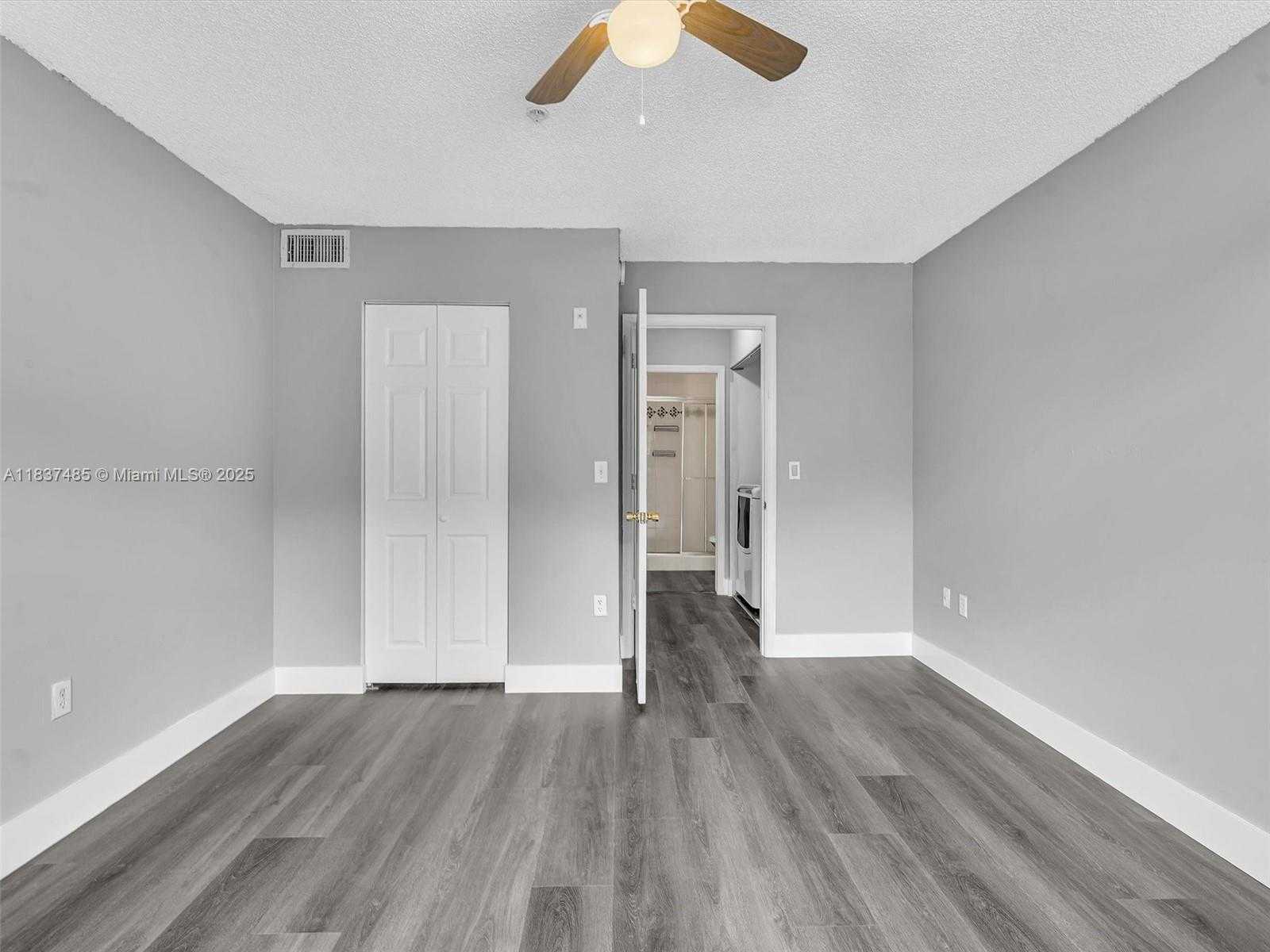 Small Image of 2071 RENAISSANCE BLVD #303, Miramar Number 30