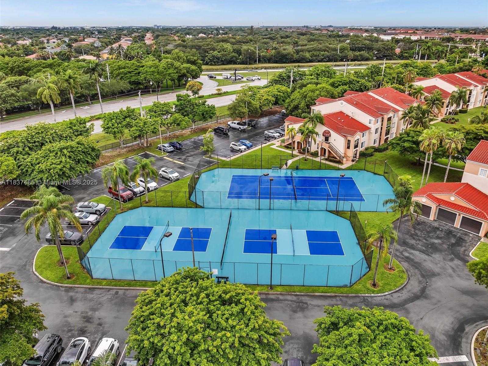 Small Image of 2071 RENAISSANCE BLVD #303, Miramar Number 41