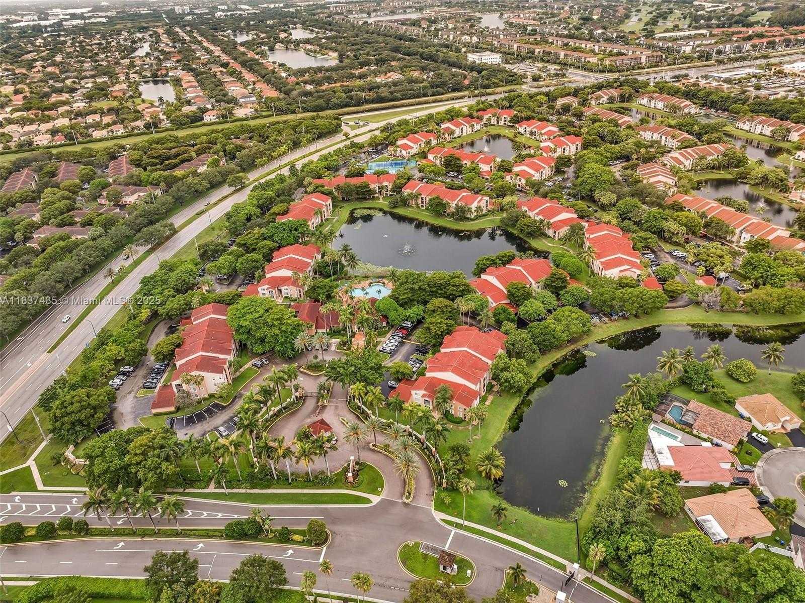 Small Image of 2071 RENAISSANCE BLVD #303, Miramar Number 49