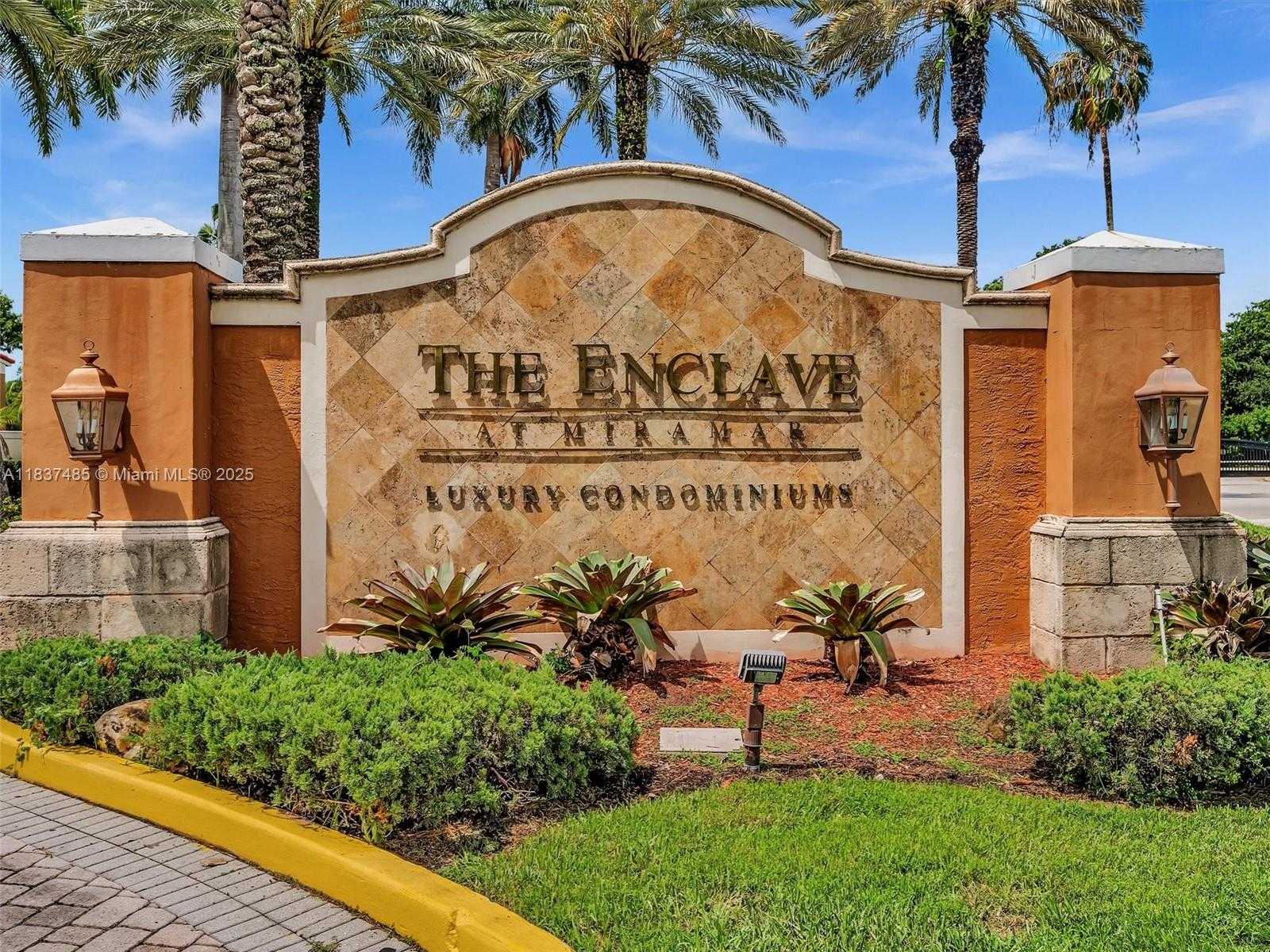 Small Image of 2071 RENAISSANCE BLVD #303, Miramar Number 76
