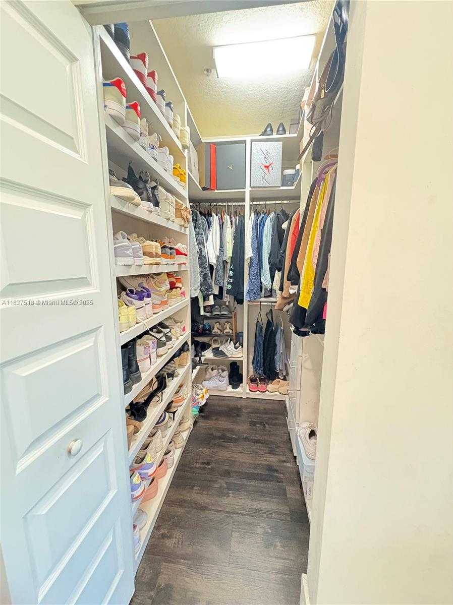 Small Image of 6421 NORTH WEST 102ND PATH #104, Doral Number 16