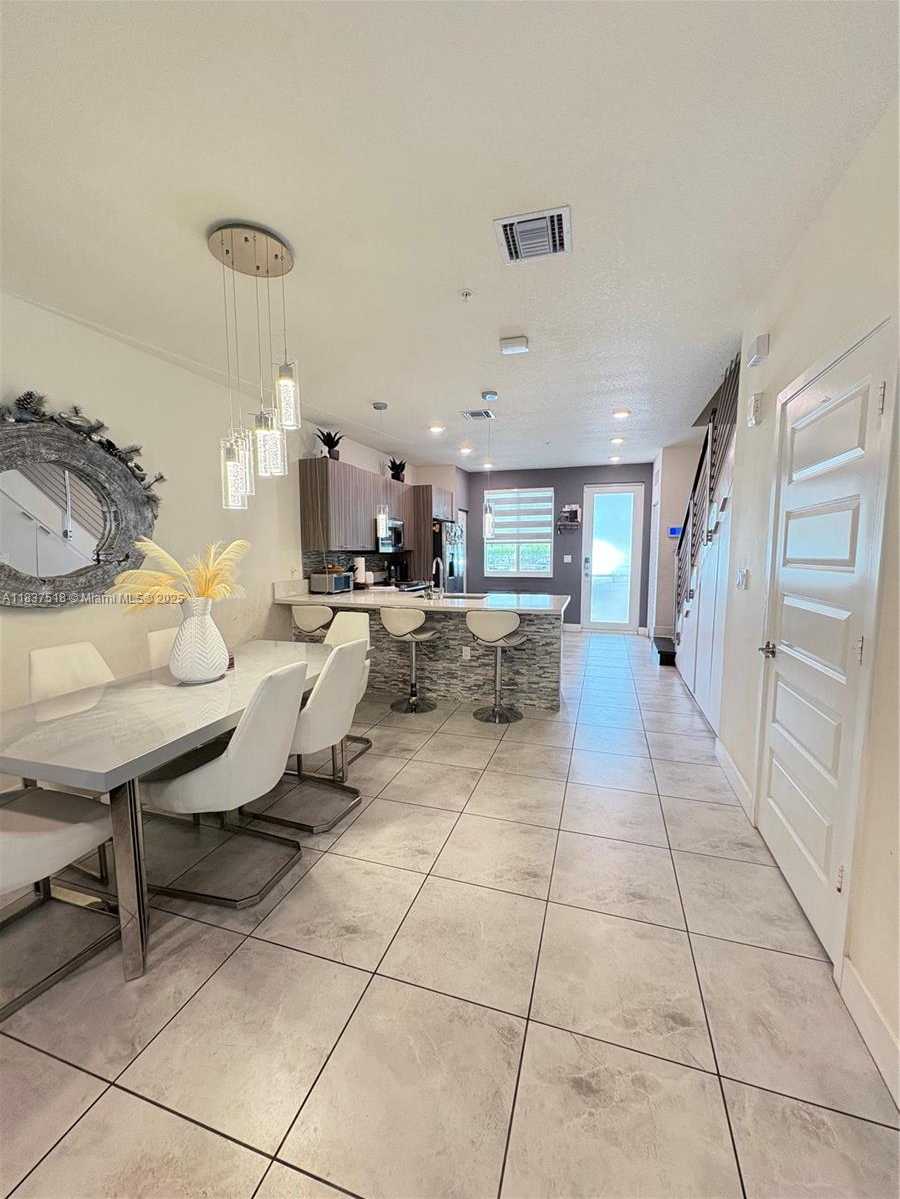 Small Image of 6421 NORTH WEST 102ND PATH #104, Doral Number 4