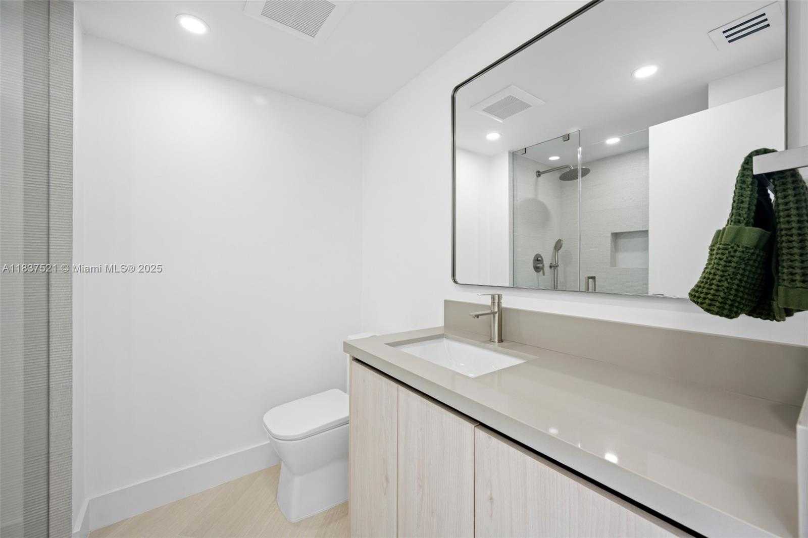 Small Image of 20191 EAST COUNTRY CLUB DR #2206, Aventura Number 23