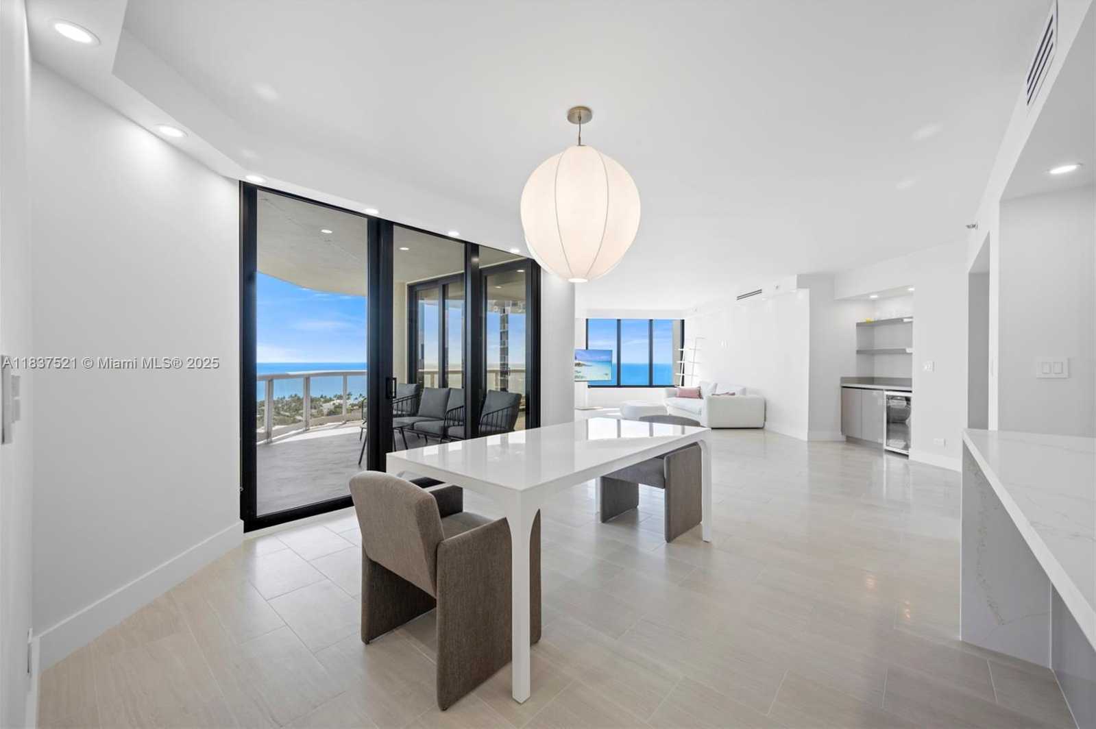 Small Image of 20191 EAST COUNTRY CLUB DR #2206, Aventura Number 9