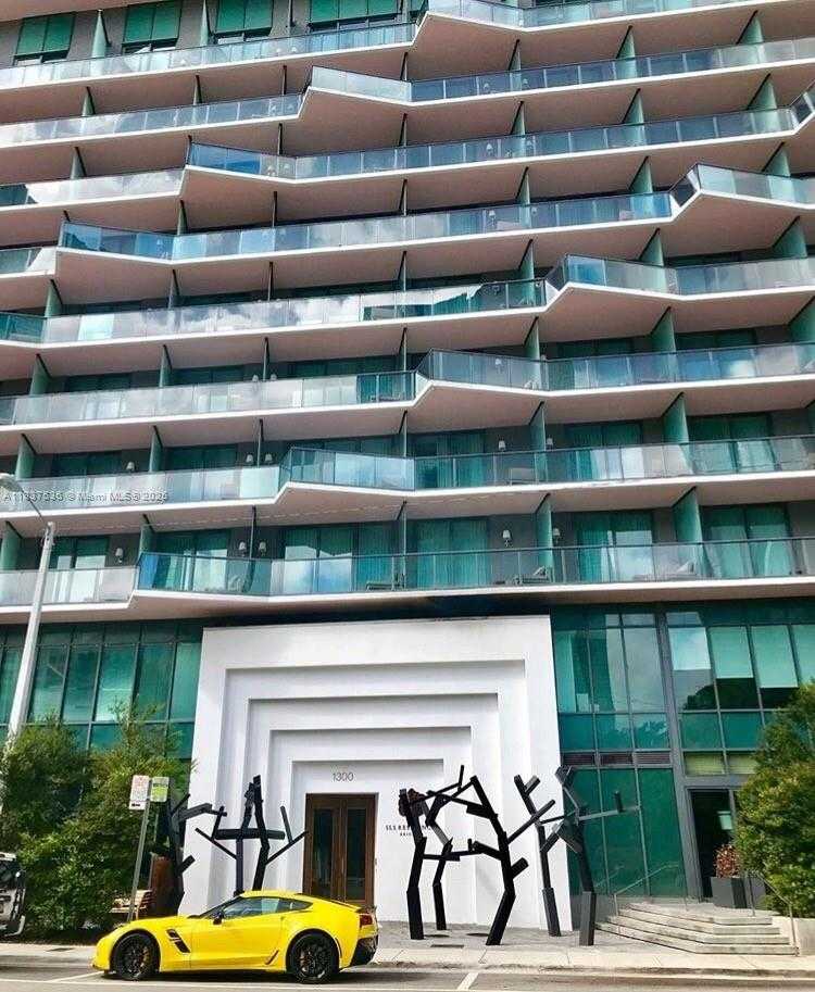 Small Image of 1300 SOUTH MIAMI AVE #1207, Miami Number 2