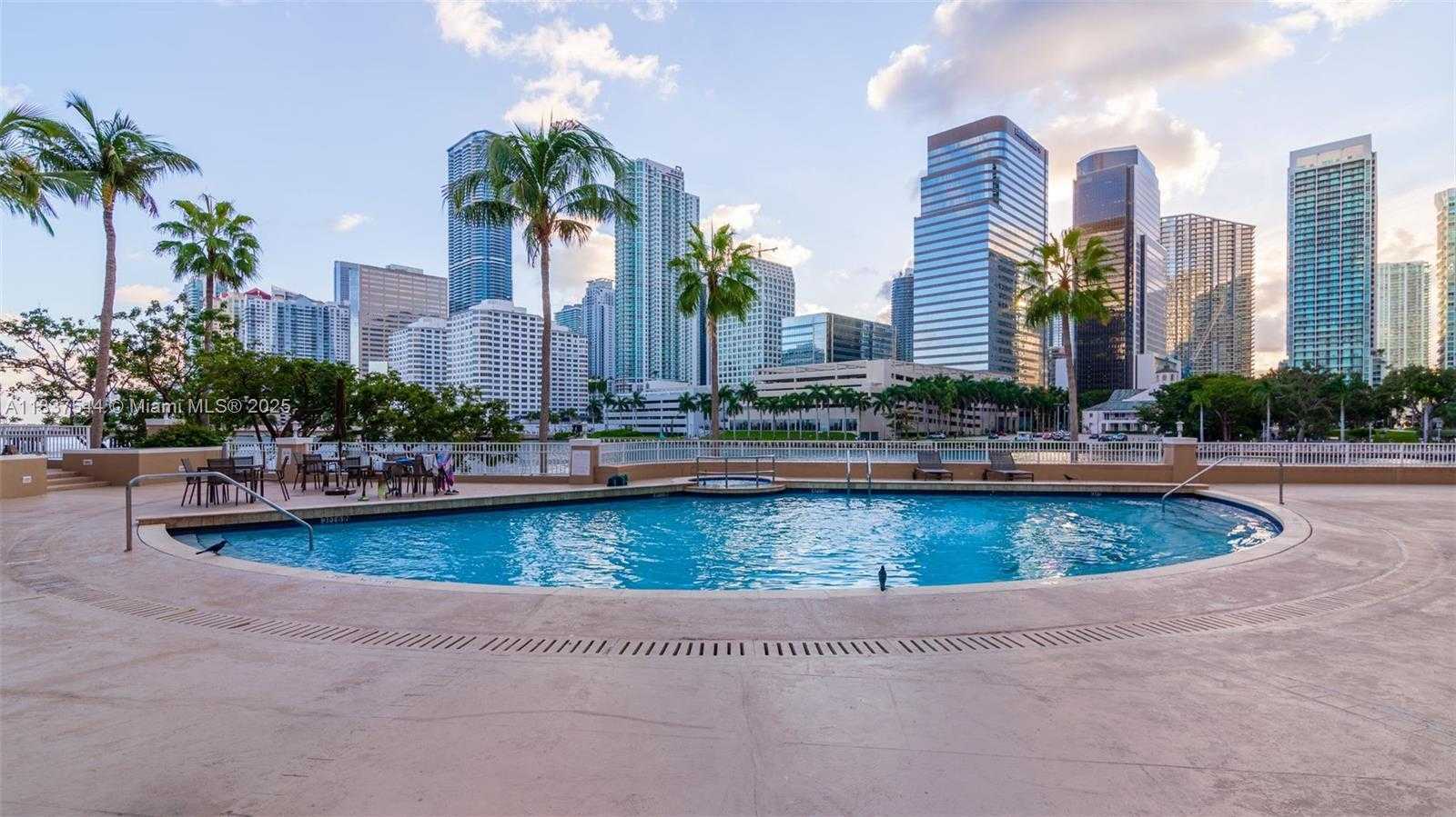 Small Image of 701 BRICKELL KEY BLVD #2011, Miami Number 18