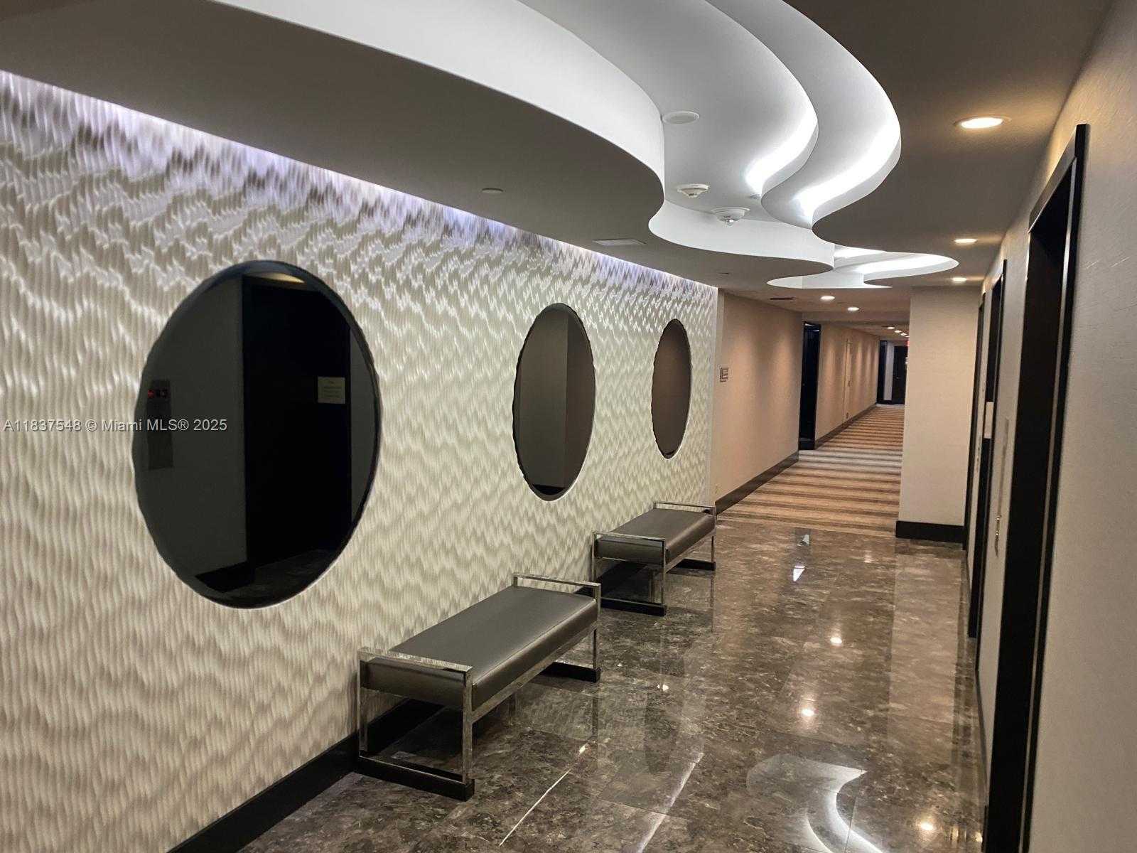 Small Image of 20191 EAST COUNTRY CLUB DR #2601, Aventura Number 2