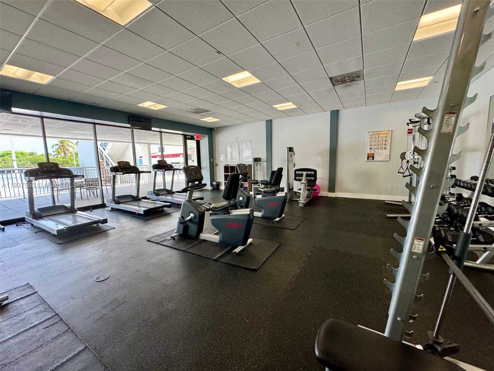 Small Image of 3675 NORTH COUNTRY CLUB DR #1907, Aventura Number 38