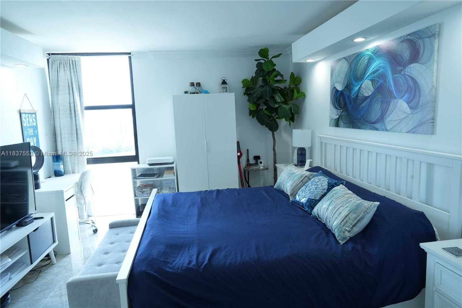 Small Image of 3675 NORTH COUNTRY CLUB DR #1907, Aventura Number 8