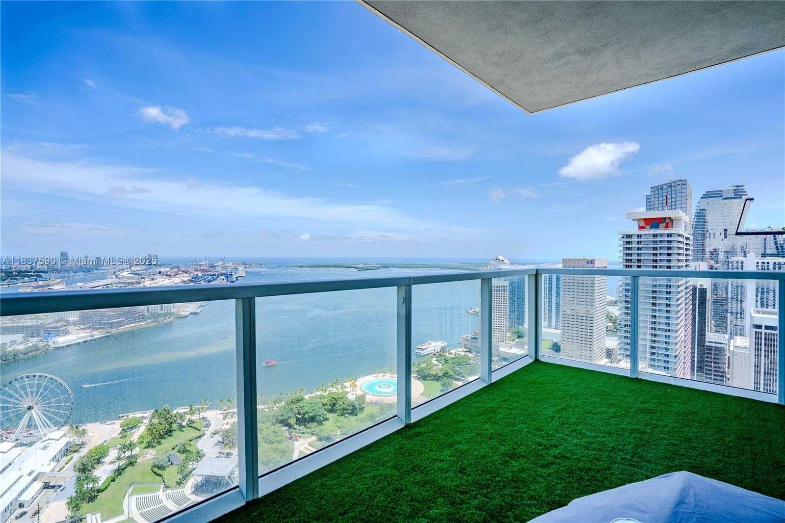 Small Image of 244 BISCAYNE BLVD #4803, Miami Number 18