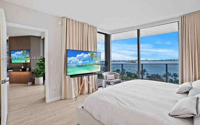 Small Image of 488 NORTH EAST 18TH ST #715, Miami Number 22
