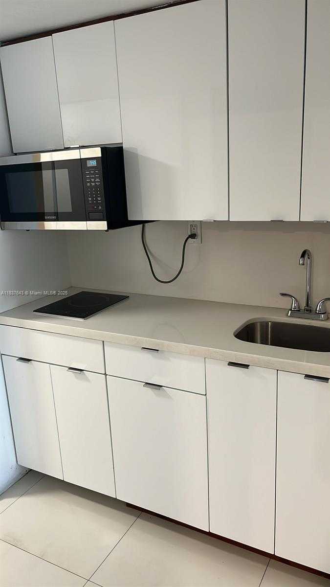 Small Image of 19201 COLLINS AVE #330, Sunny Isles Beach Number 7