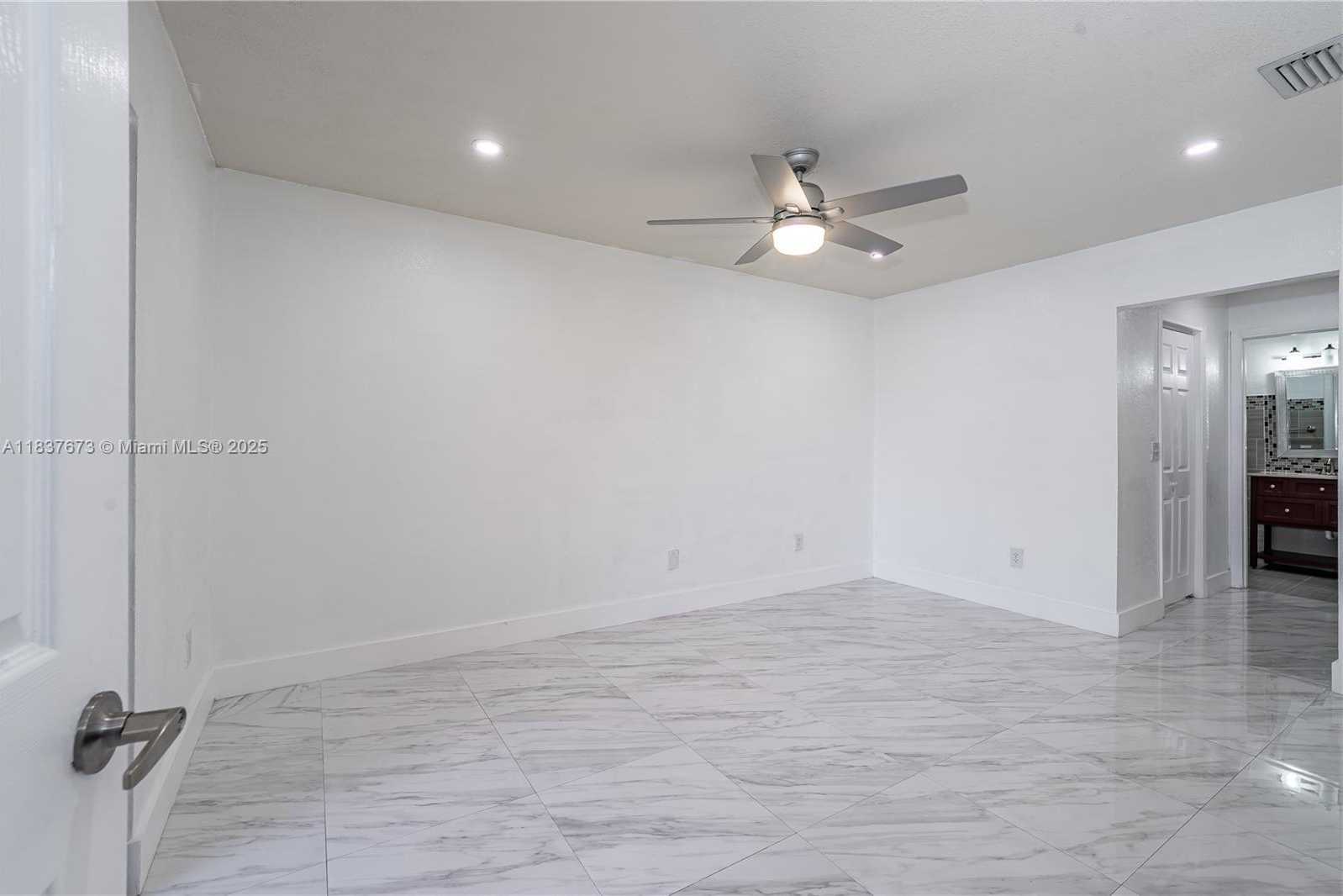Small Image of Homestead Number 16