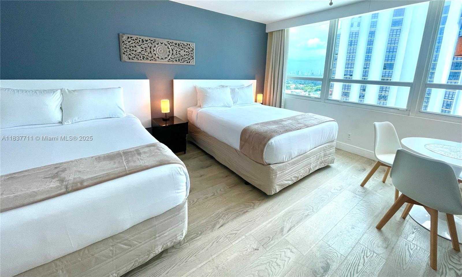 Small Image of 5445 COLLINS AVE #1515, Miami Beach Number 12