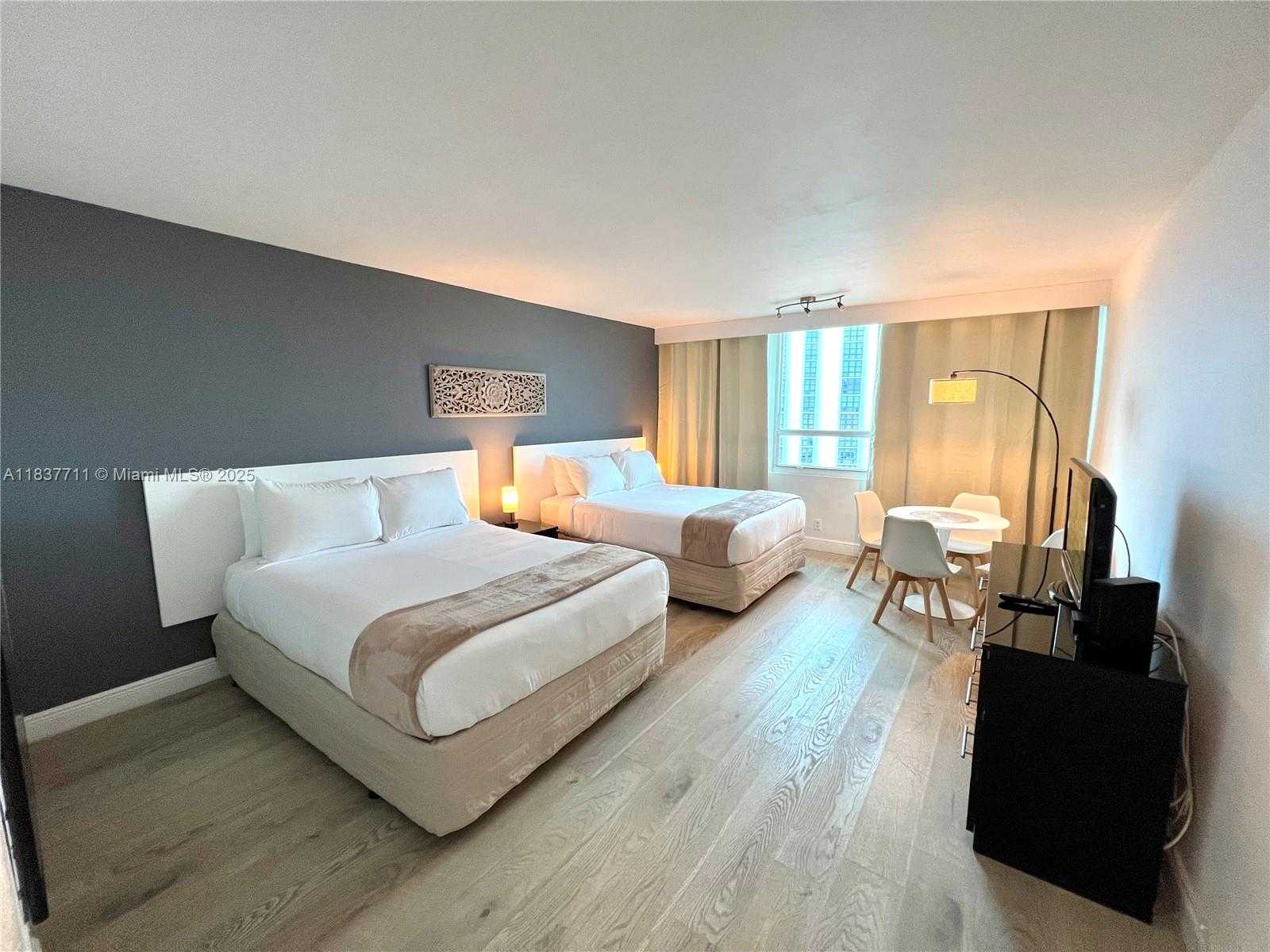 Small Image of 5445 COLLINS AVE #1515, Miami Beach Number 23