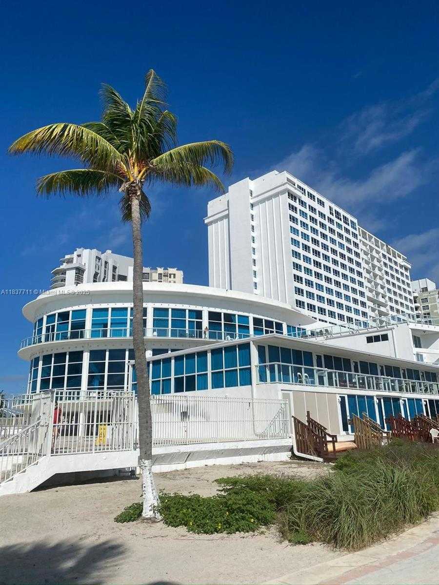 Small Image of 5445 COLLINS AVE #1515, Miami Beach Number 36