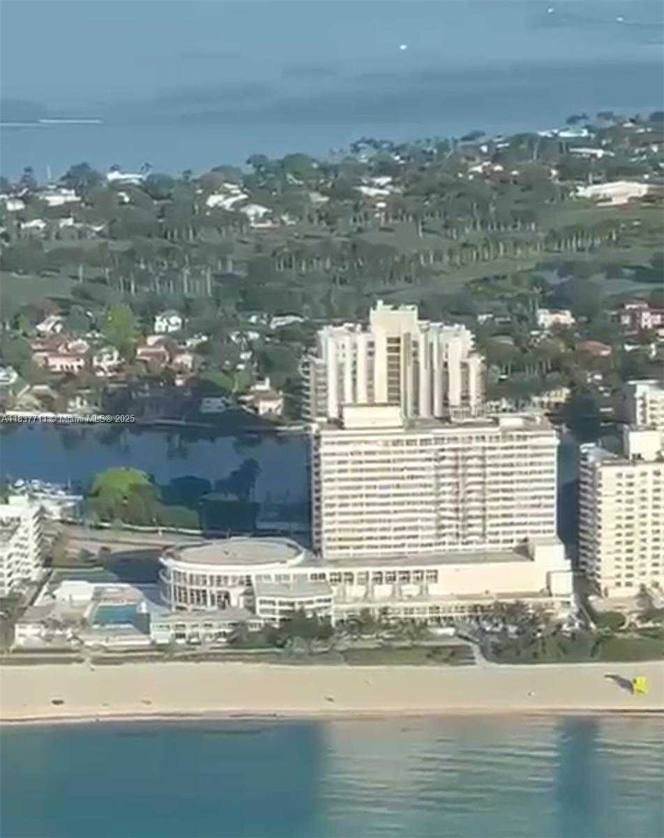 Small Image of 5445 COLLINS AVE #1515, Miami Beach Number 4