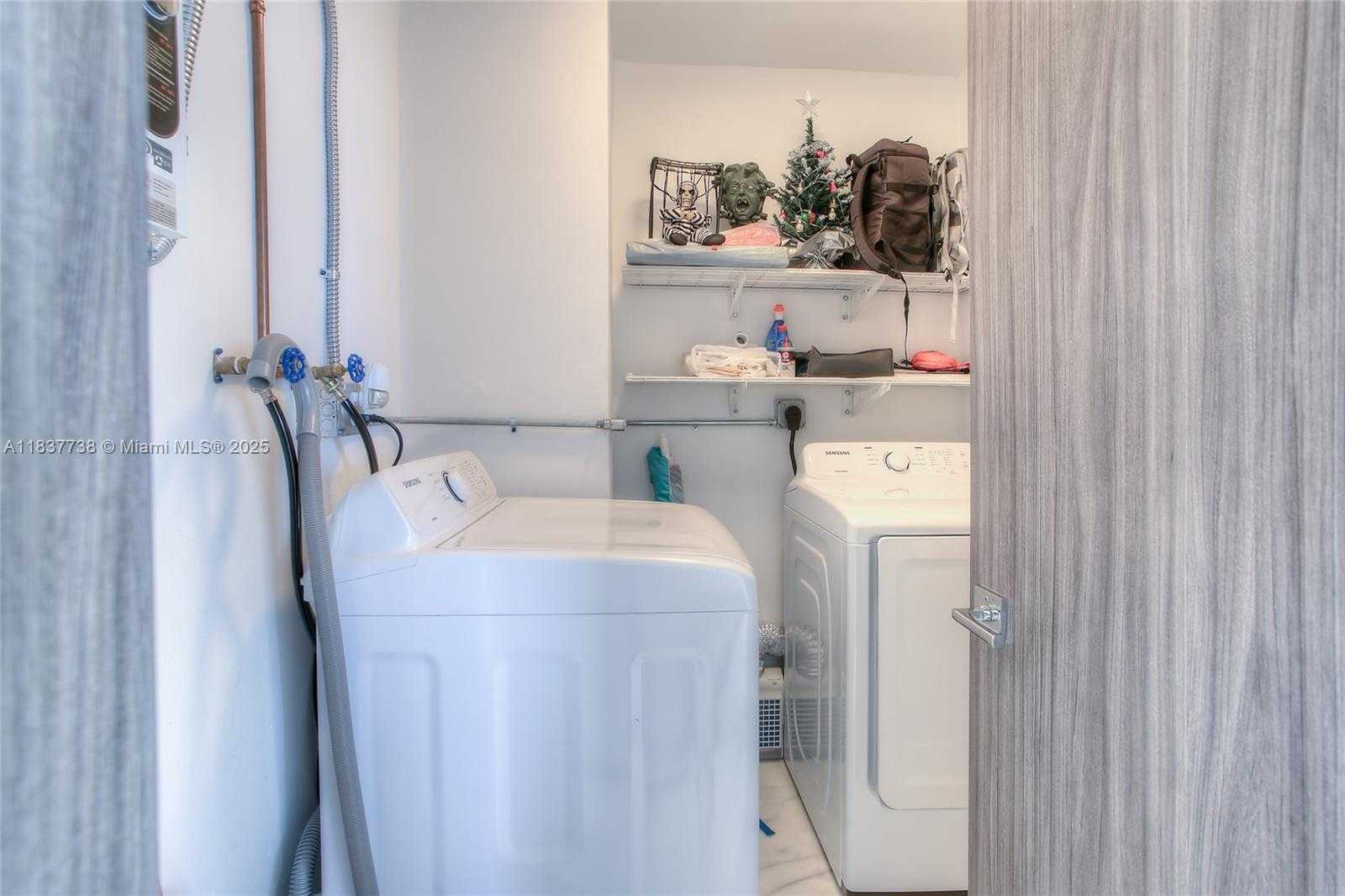 Small Image of 7545 EAST TREASURE DR #7H, North Bay Village Number 12