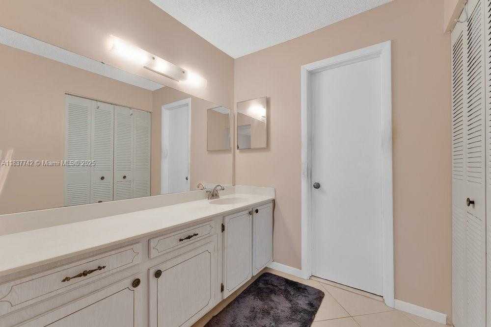 Small Image of 8280 SOUTH WEST 24TH ST #7105, North Lauderdale Number 15
