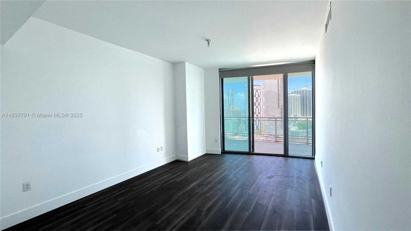 Small Image of 350 SOUTH MIAMI AVE #2401, Miami Number 4