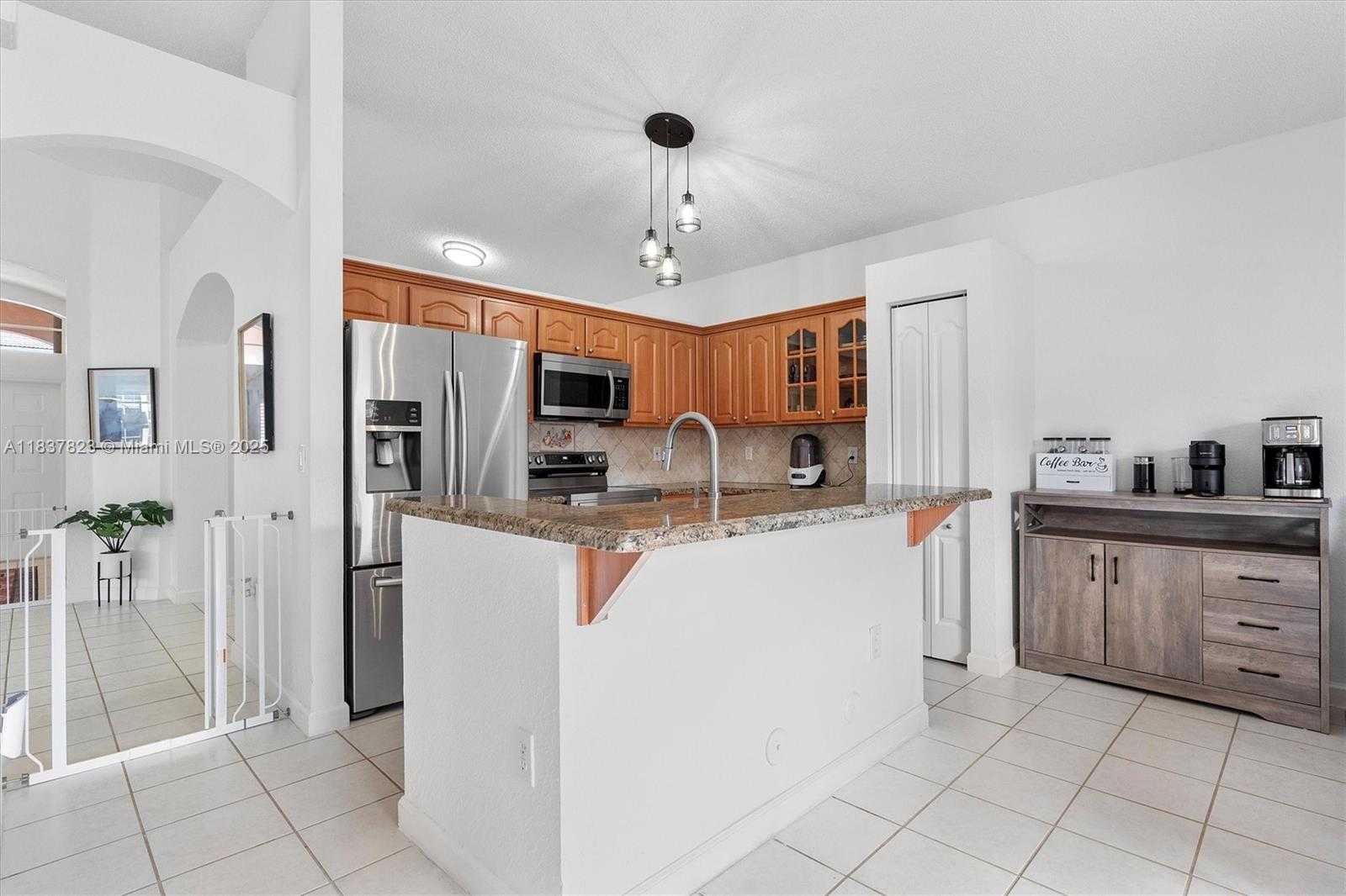 Small Image of 10273 SOUTH WEST 162ND CT, Miami Number 12
