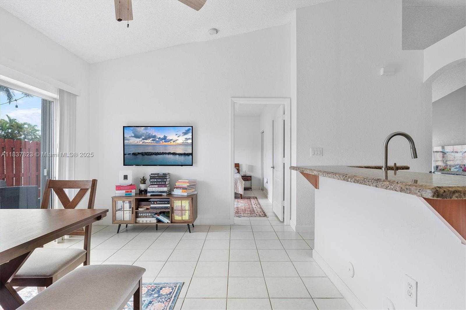 Small Image of 10273 SOUTH WEST 162ND CT, Miami Number 16