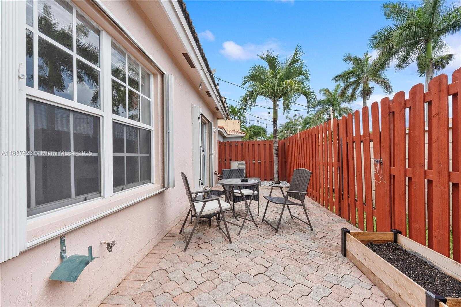 Small Image of 10273 SOUTH WEST 162ND CT, Miami Number 26