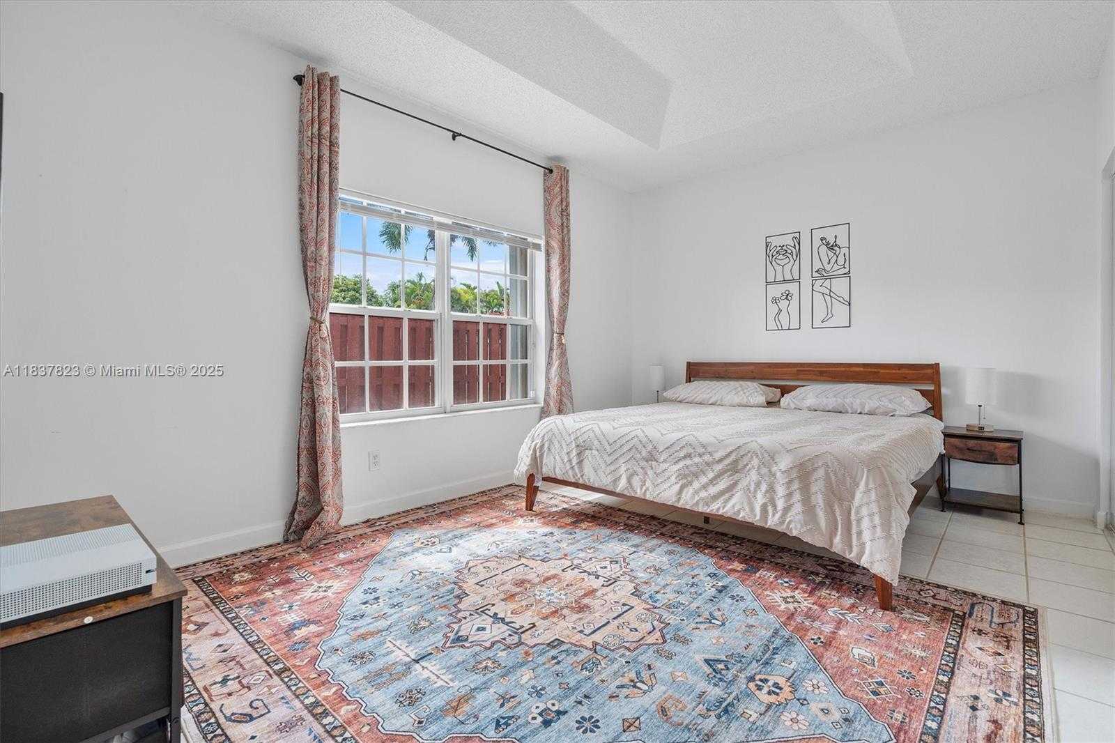 Small Image of 10273 SOUTH WEST 162ND CT, Miami Number 5