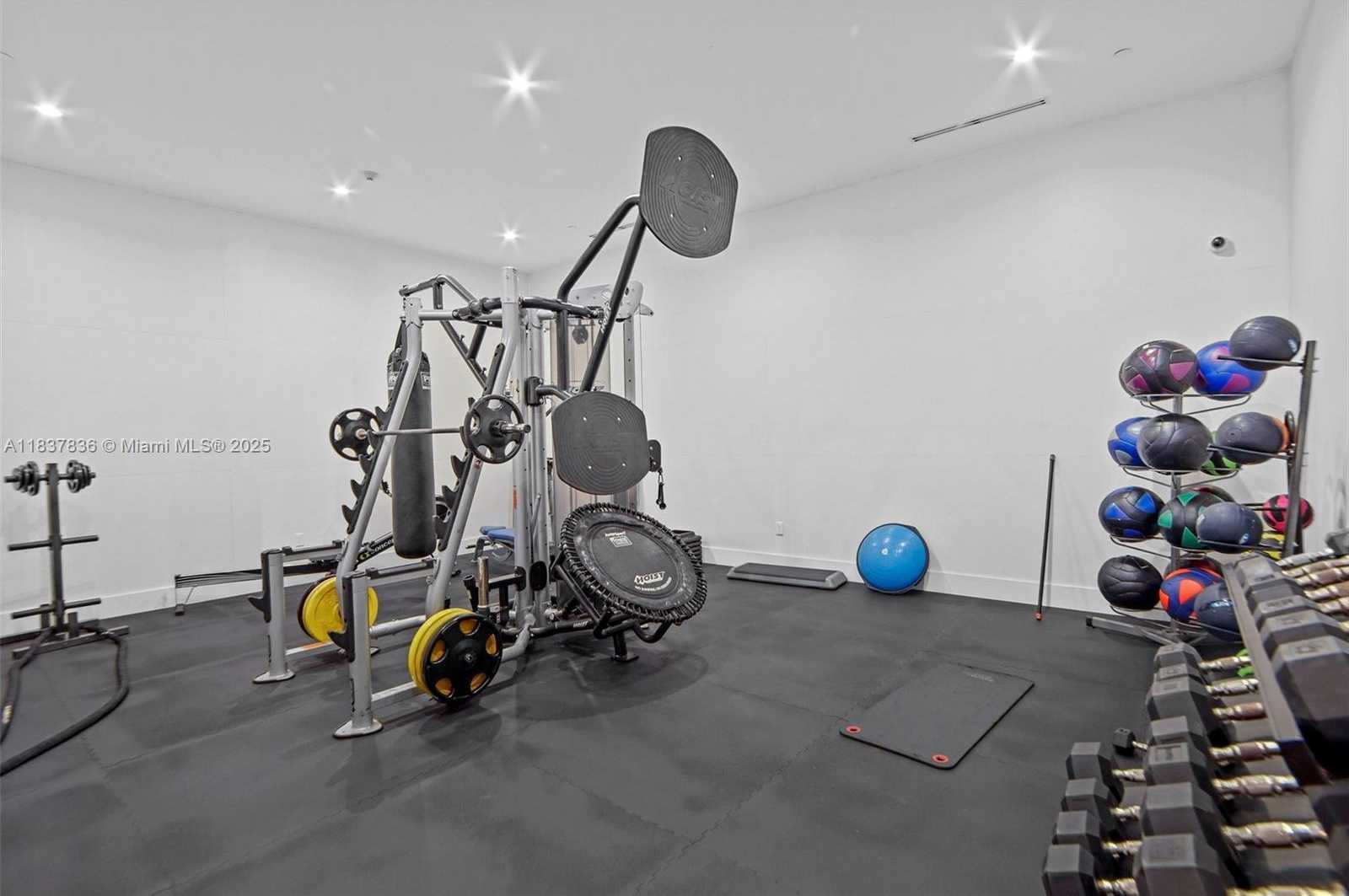 Small Image of 801 BRICKELL KEY BLVD #1005, Miami Number 49
