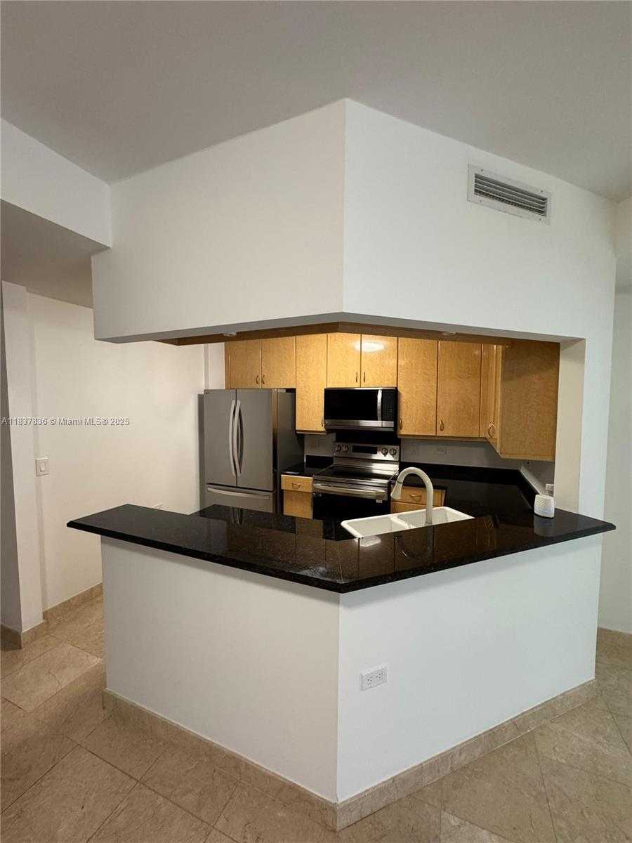Small Image of 801 BRICKELL KEY BLVD #1005, Miami Number 5