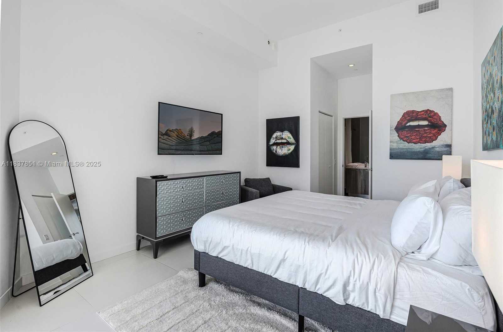 Small Image of 501 NORTH EAST 31ST ST #4007, Miami Number 13