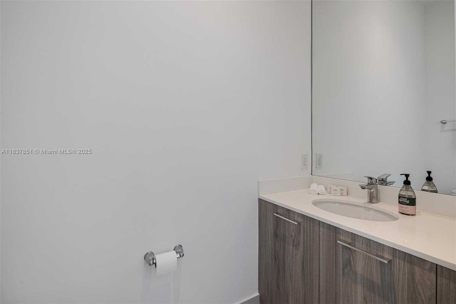 Small Image of 501 NORTH EAST 31ST ST #4007, Miami Number 28