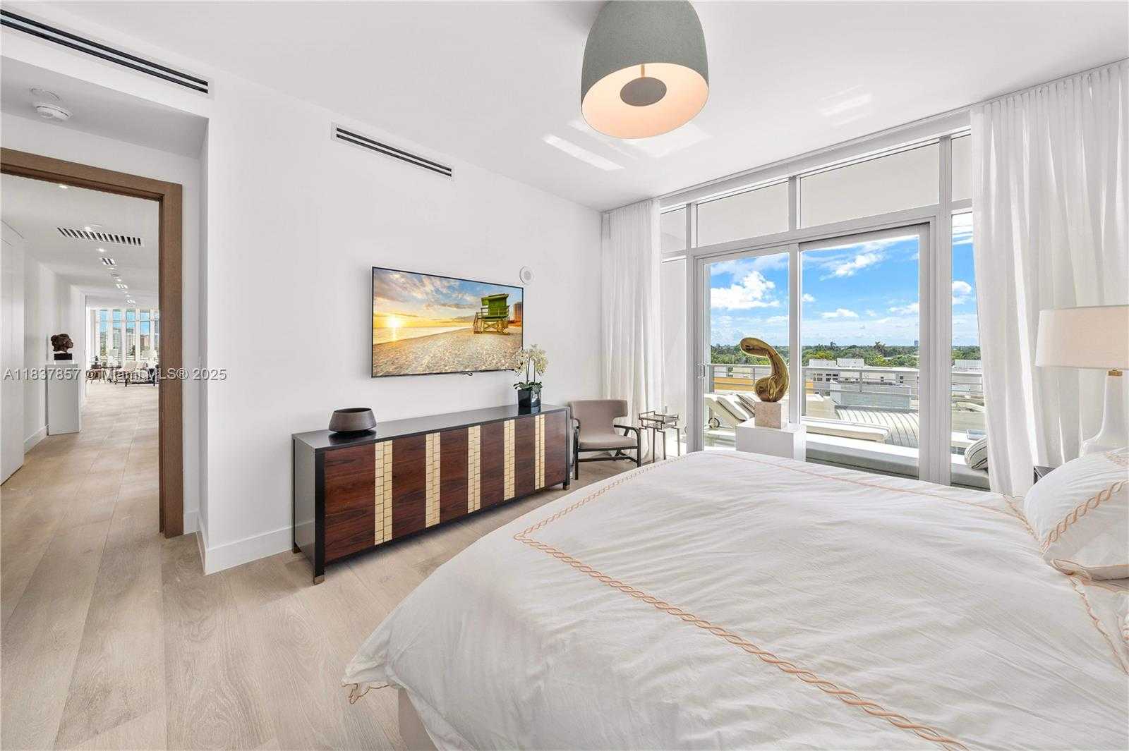 Small Image of 6101 AQUA AVE #602, Miami Beach Number 26
