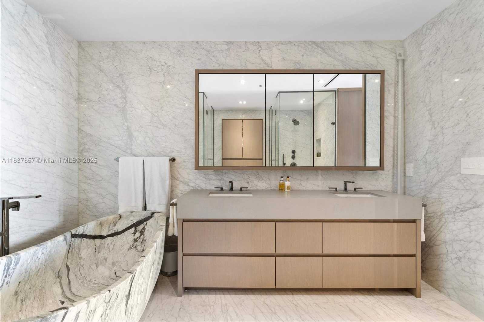 Small Image of 6101 AQUA AVE #602, Miami Beach Number 30
