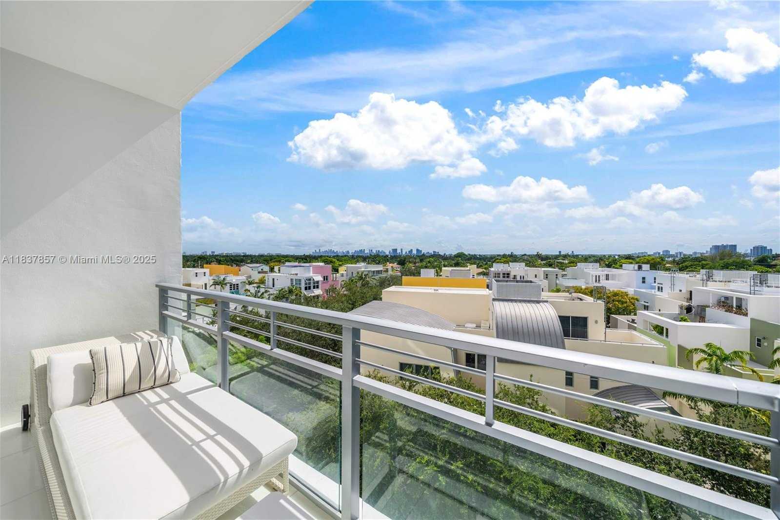 Small Image of 6101 AQUA AVE #602, Miami Beach Number 34