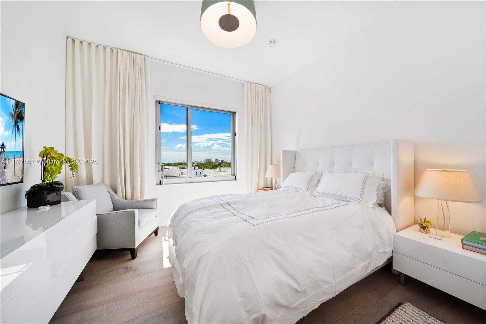 Small Image of 6101 AQUA AVE #602, Miami Beach Number 35
