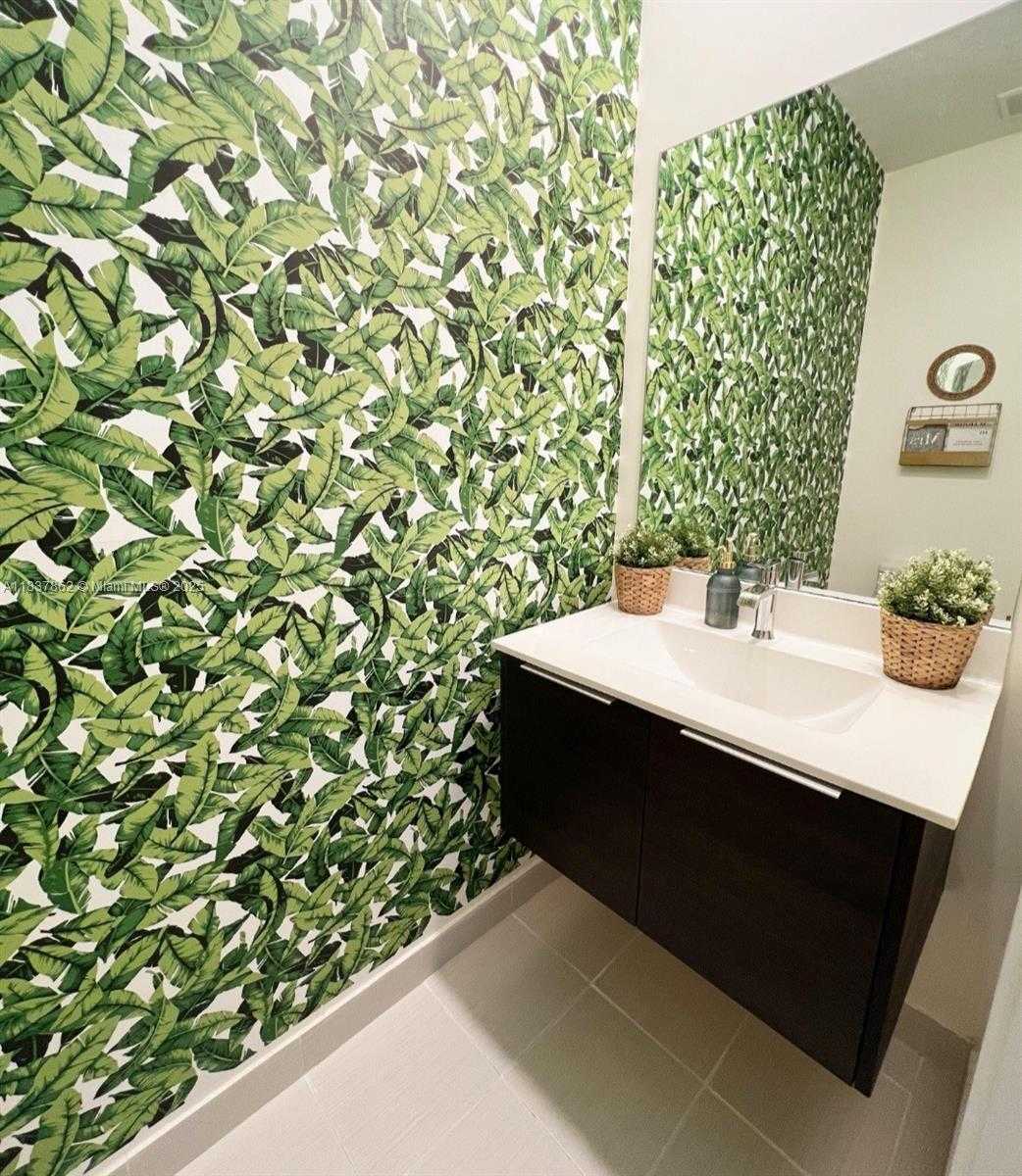 Small Image of 10440 NORTH WEST 67TH ST #10440, Doral Number 12
