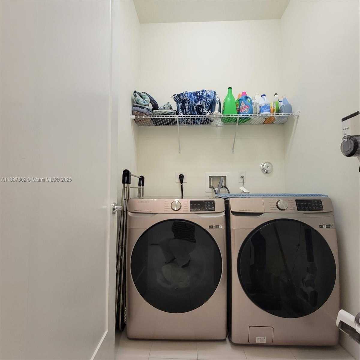 Small Image of 10440 NORTH WEST 67TH ST #10440, Doral Number 25