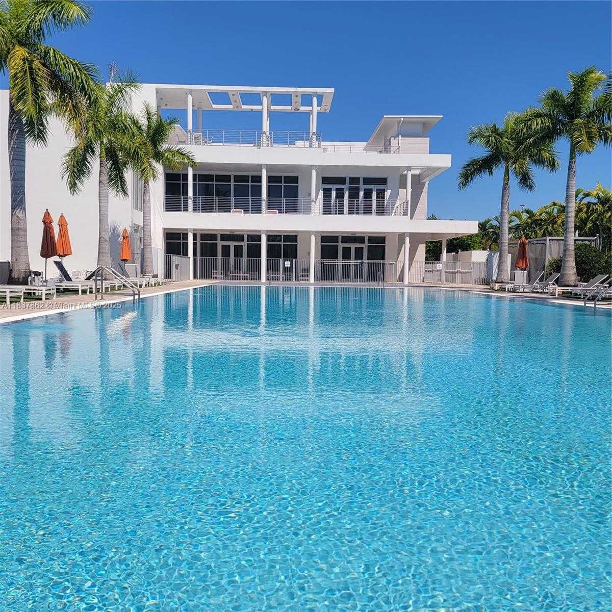 Small Image of 10440 NORTH WEST 67TH ST #10440, Doral Number 29