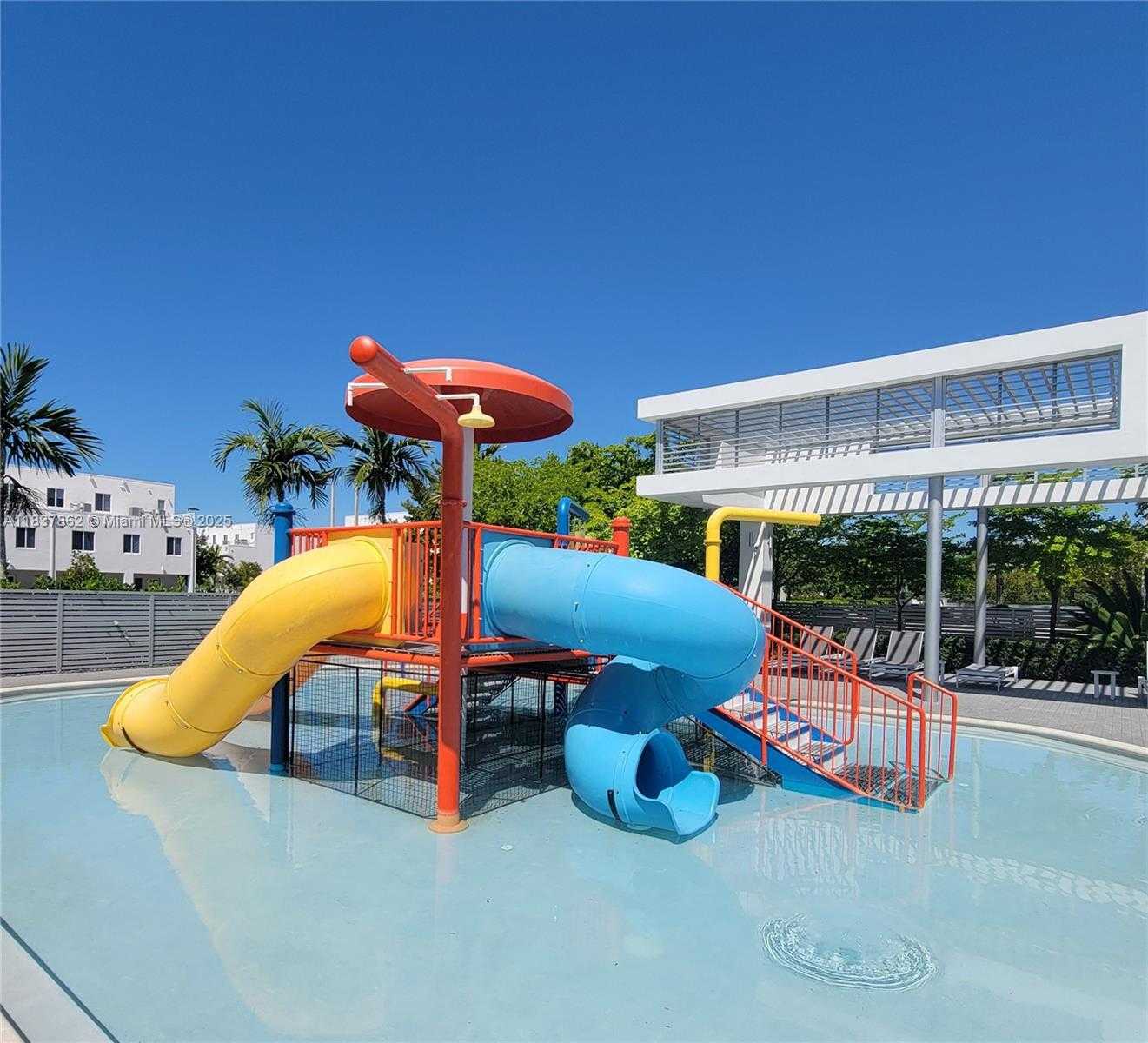 Small Image of 10440 NORTH WEST 67TH ST #10440, Doral Number 32