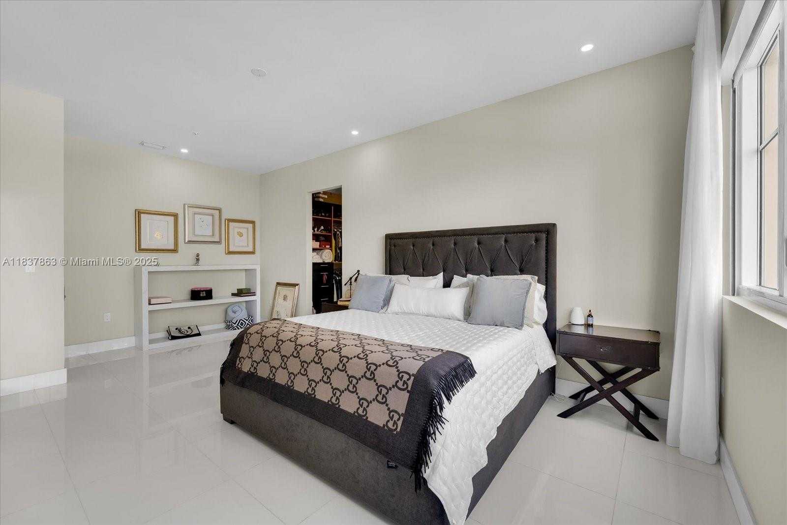 Small Image of 200 SUNNY ISLES BLVD #TH-404, Sunny Isles Beach Number 11